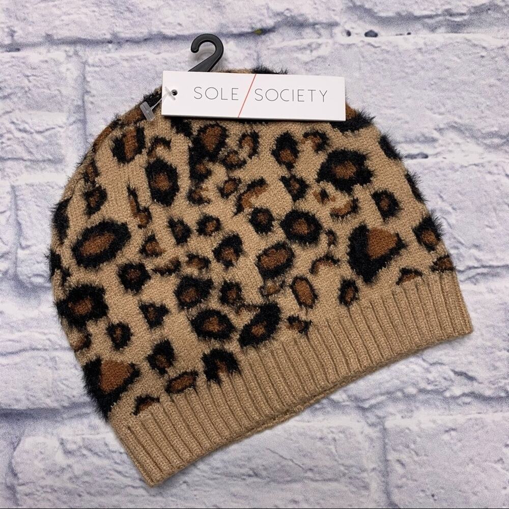 Sole Society Cheetah Beanie in Brown Multi